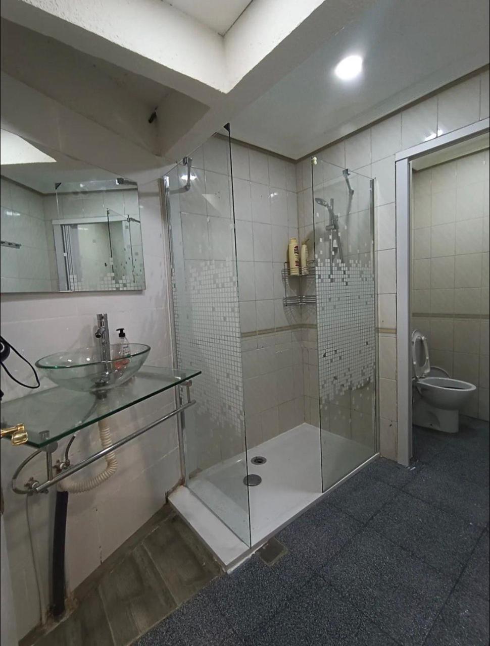 Parsa Residencial House Hotel Madrid Buitenkant foto